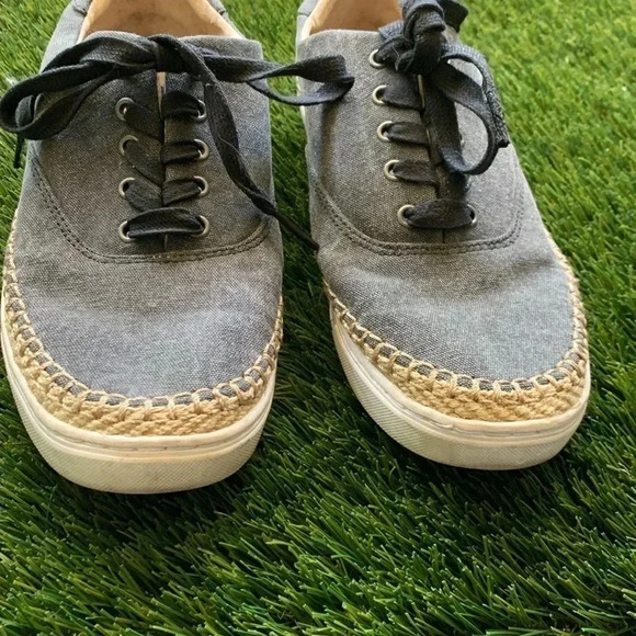 UGG Australia Eyan II Canvas Sneakers Size: 10 - Picture 3 of 8